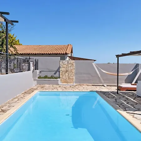 Jimmy's 2 Villa